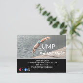 不動産の実在マーケティングの葉書に飛び込む ポストカード (スタンド正面)