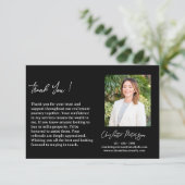 不動産仲介業者実在不動産エージェントの紹介と サンキューカード (スタンド正面)