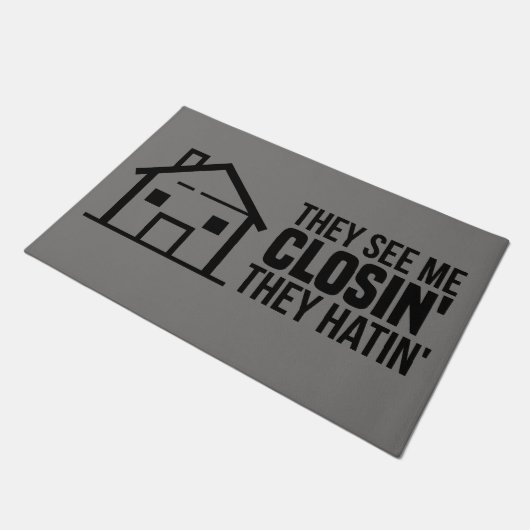 不動産仲介業者彼らは私を閉じ不動産を参照実在する ドアマット (アングル)