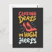不動産仲介業者 – 取引のクローズハイヒール ポストカード (正面/裏面)