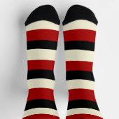 不均一ストライプな – 赤とクリーム ソックス (上部)