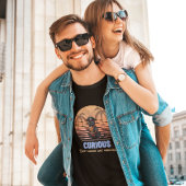 不思議な海賊の猫は、古代の謎を解き明かす Tシャツ