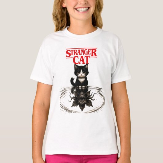 不思議な猫 Tシャツ (正面)