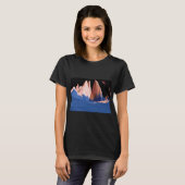 不思議な色の遠くの月とギザギザの山々 Tシャツ (正面フル)