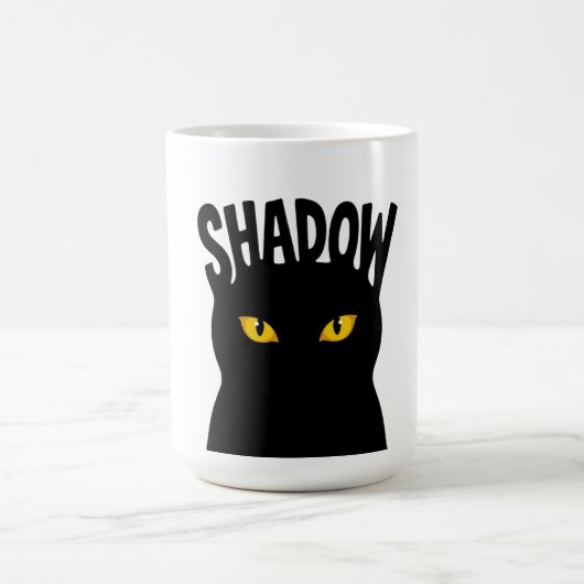 不思議な黒猫の目デザイン コーヒーマグカップ (中央)