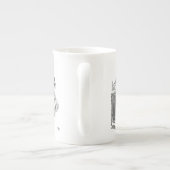 不思議の国のアリスは私をヴィンテージのスケッチ飲みます ボーンチャイナマグカップ (裏面)
