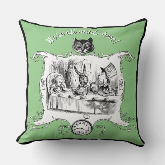 不思議の国のアリス クッション (正面)