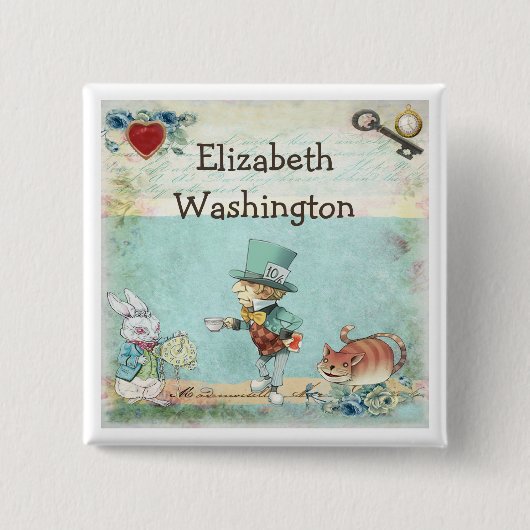 不思議の国の名札の帽子屋アリス 缶バッジ (正面)