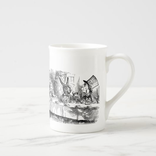 不思議の国の帽子屋のお茶会のヴィンテージアリス ボーンチャイナマグカップ (右)