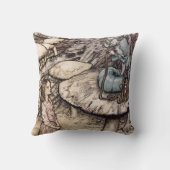 不思議の国の幼虫の枕のアリス クッション (裏面)