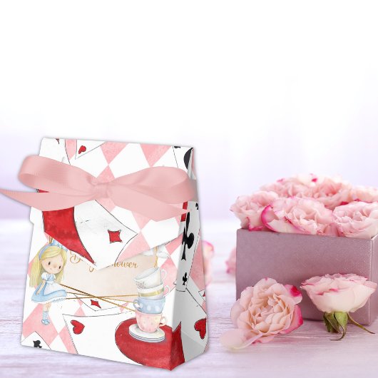 不思議の国の赤ちゃんシャワーのアリス フェイバーボックス