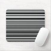 不揃いな黒と白のストライプが多数 マウスパッド (マウス)