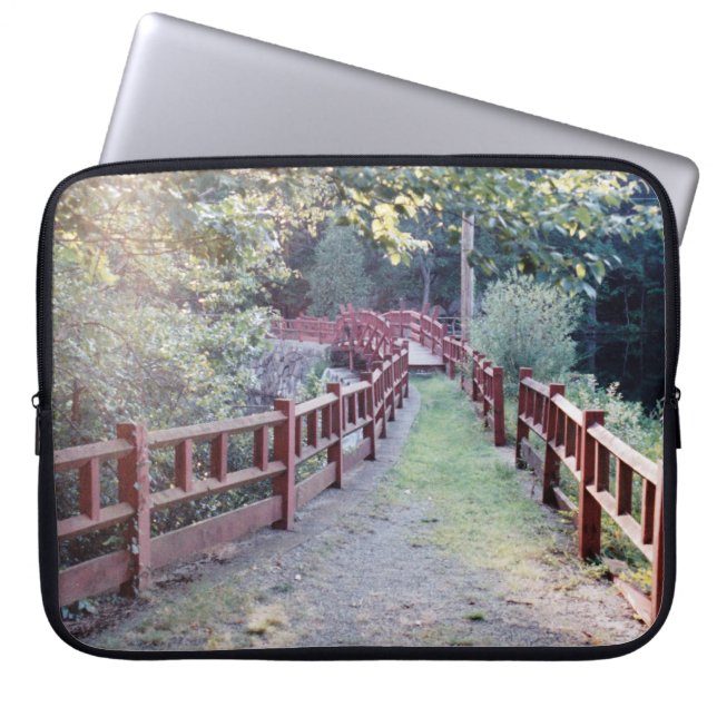 不明なパス ラップトップスリーブ (正面)