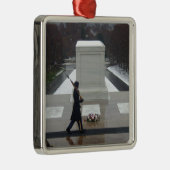 不明な兵士の墓 メタルオーナメント (右)