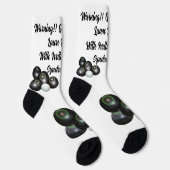 不機嫌おもしろいなオスの芝生ボウリングをする人、 クリケットの投手、クルーソックス ソックス (右)