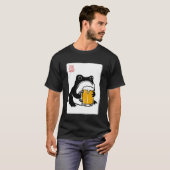 不機嫌なカエルのバー巡り 飲酒 ジョーク ビール Tシャツ (正面フル)