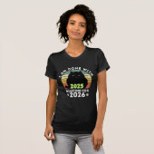 不機嫌な猫のカウントダウン Tシャツ (正面フル)