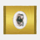 不機嫌な猫 フリースブランケット (正面(横))