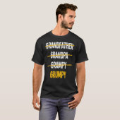 不機嫌な祖父の家族の父の日1 Tシャツ (正面フル)