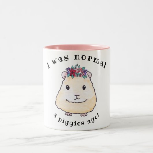 不機嫌モルモットの女性私は普通の8ピギー前でした ツートーンマグカップ (中央)