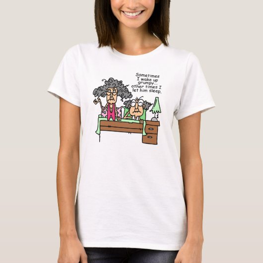 不機嫌ユーモアのあるに眠る Tシャツ (正面)