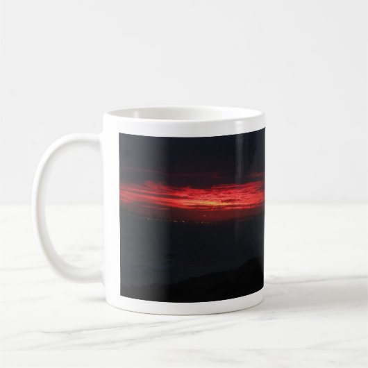 不気味だけど美しい夕焼け コーヒーマグカップ (左)