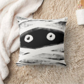 不気味で黒く及び白く包まれたなミイラの顔ハロウィン クッション (ブランケット)