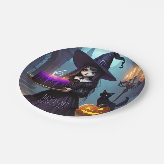 不気味なかわいい紫の魔女誕生日、ゴシックテーマ ペーパープレート (アングル)