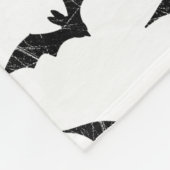 不気味なこうもり フリースブランケット (角)