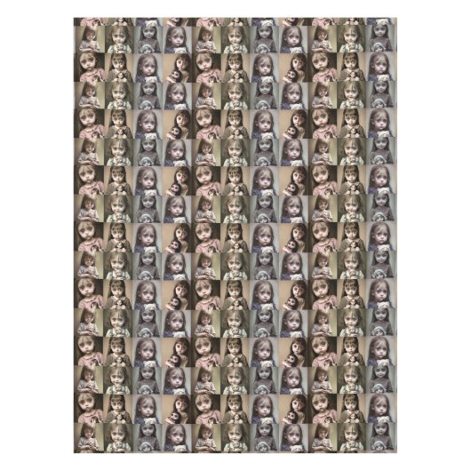 不気味なアンティークドールハロウィーンを持つ小さな女の子 テーブルクロス (正面)