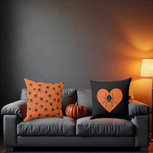 不気味なクモ クッション