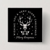 不気味なゴシック様式のダーククリスマストナカイの骨格 缶バッジ (正面)