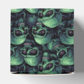 不気味なスカル フェイバーボックス (上部)