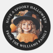 不気味なハロウィーンの波状の写真縁ど黒を持つ ラウンドシール (正面)