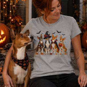 不気味なバセンジーのハロウィンデザイン トライブレンドＴシャツ