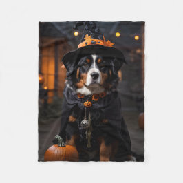 不気味なベルネーゼ犬：ハロウィーンのハウル – オウィーン フリースブランケット