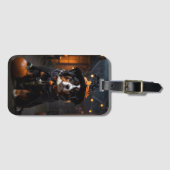 不気味なベルネーゼ犬:ハロウィーンのハウル – オウィーン ラゲッジタグ (正面横)