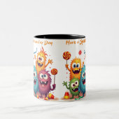 不気味な一日を過ごす ツートーンマグカップ (中央)