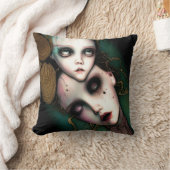 不気味な人形がホラーアートを導く クッション (ブランケット)