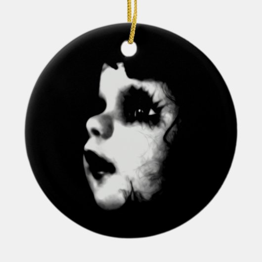 不気味な人形顔 セラミックオーナメント (正面)