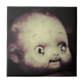 不気味な人形 タイル (正面)