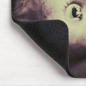 不気味な人形 マウスパッド (コーナー)