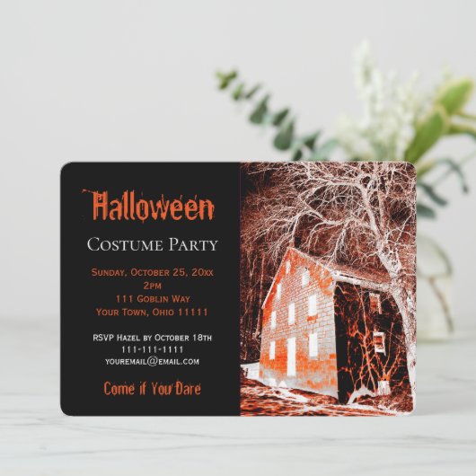 不気味な幽霊のよく出るハウスハロウィーンの衣装パーティー 招待状 (スタンド正面)
