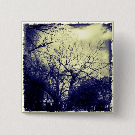 不気味な木3ボタン 缶バッジ (正面)