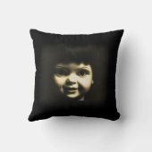 不気味な磁器の人形ハロウィンホームデコール クッション (裏面)