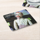 不気味な腹話人形 スクエアペーパーコースター (アングル)