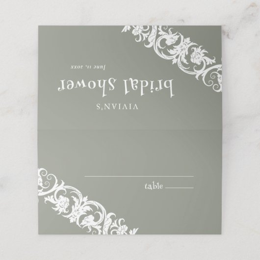 不気味な顔の花柄の、セージグリーンの不思議で怖い感じの花婿シャワー プレイスカード (外部開封)