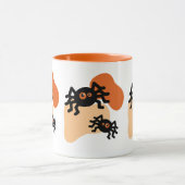 不気味な黒いクモとオレンジ色のブロブシェイプハロウィーン マグカップ (中央)