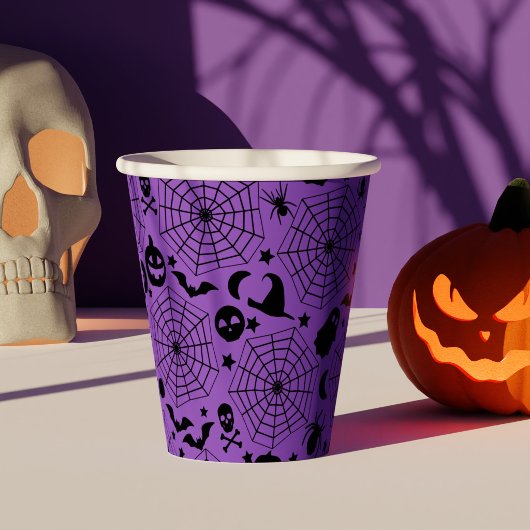 不気味な黒と紫のハロウィン誕生日パーティー 紙コップ