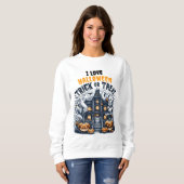 不気味ハロウィンお祝いアットア幽霊のよく出るハウス スウェットシャツ (正面フル)